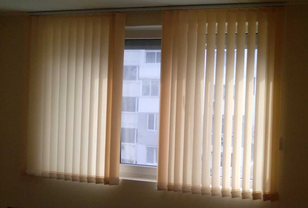 Плътни вертикални щори