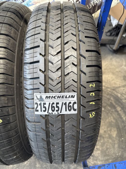 215/65/16C Michelin 106/104 T noii