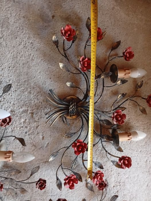 Aplica Set 3 buc fier forjat cu trandafiri  lucrat manual.