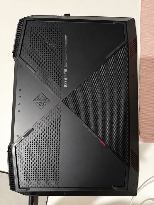 Laptop Gaming HP OMEN 17 – Intel Core i7, GTX 1060 6GB, Full HD 120Hz, SSD + HDD