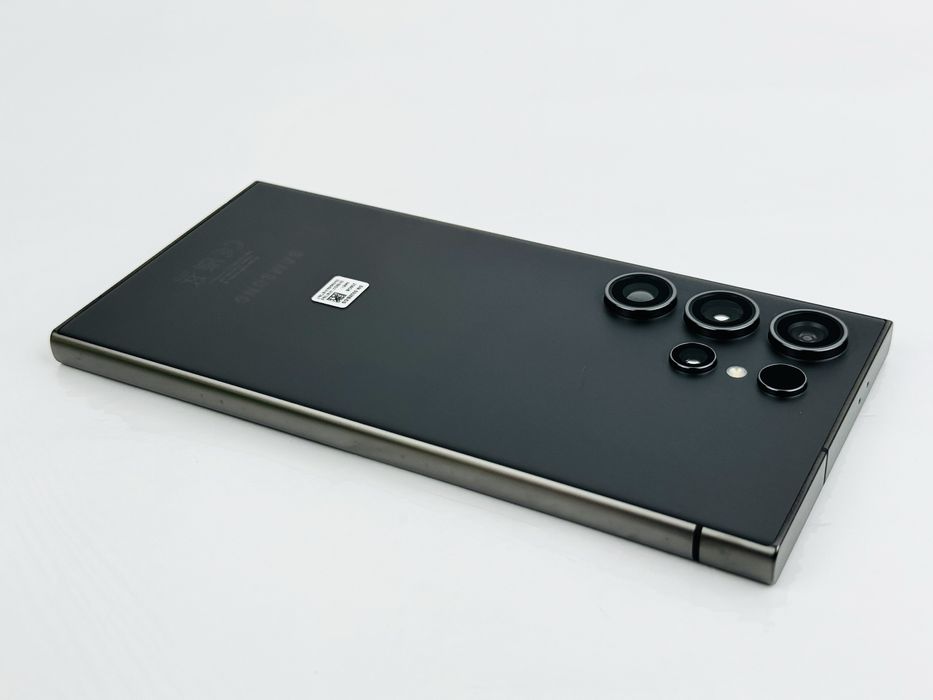 Samsung Galaxy S24 Ultra 5G 256GB Titanium Black Перфектен! Гаранция!