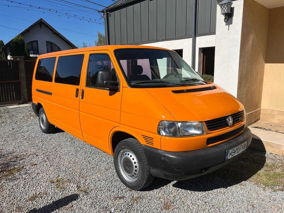 VW Caravelle model T4
