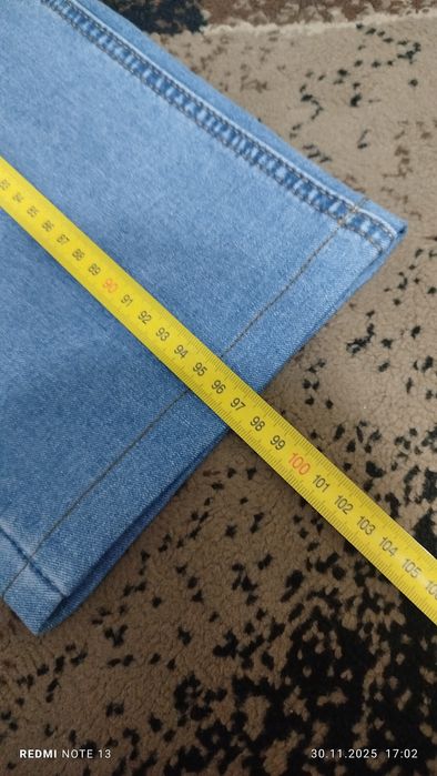 Продаются мужские джинсы