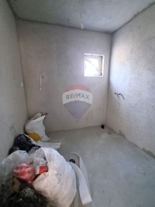 Продава се Двустаен апартамент в Варна, Изгрев - 70 кв.м за 2072 €/кв.м - Снимка #9