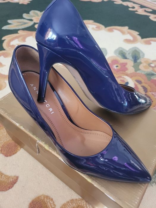 Pantofi din piele lacuita stileto