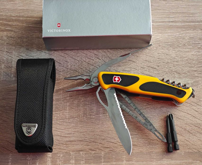 Victorinox Ranger Boatsman MW Grip