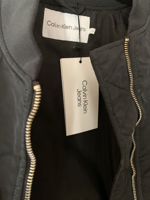 Calvin Klein бомбър пролетно есенен