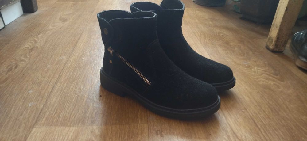 Нови дамски непромокаеми боти