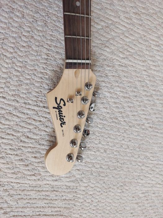 Fender Squier Mini 3/4 Stratocaster Dakota Red