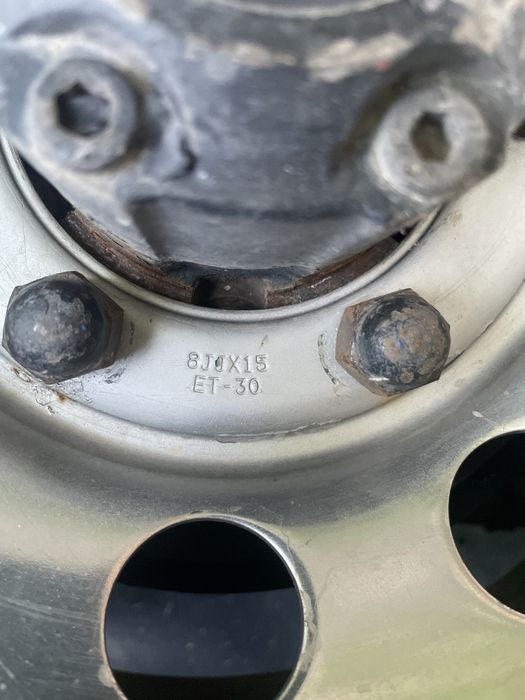 Vand roti  in stare foarte buna  cu et. Et negativ  -30  Mangels