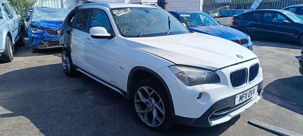 Dezmembrari / Dezmembrez BMW X1 (F48) 2.0 N47D20U0 cutie viteze manuală cod culoare ALPINWEISS III (300)