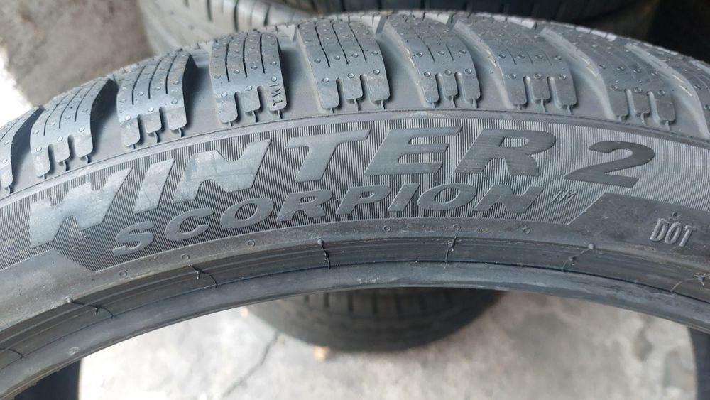 Нови гуми 265/35/22 Pirelli Scorpion Winter 4 броя