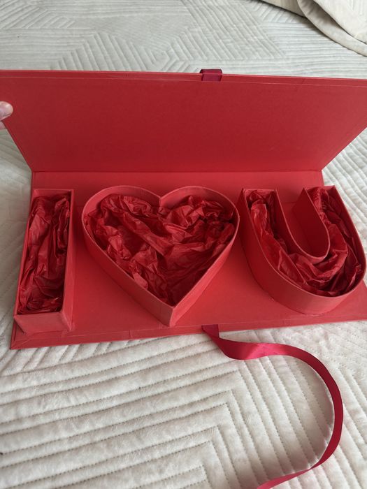 коробка подарочная