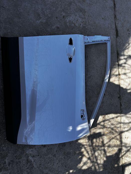 Ușă dreapta față toyota rav 4.