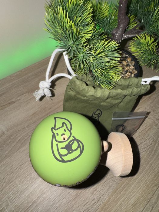 Setup verde Kendama Miguel erratic squirrel
