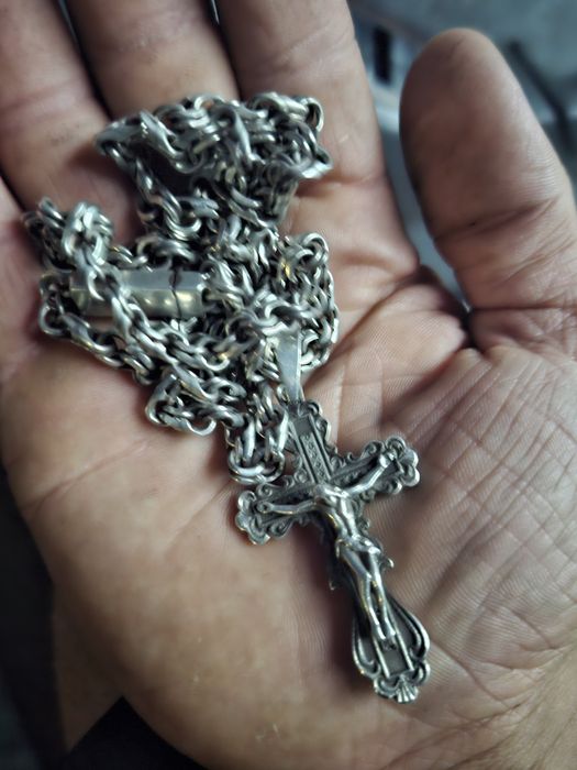 Продам серебряную цепочку