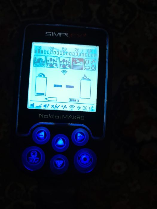 Срочно!Продам металлоискатель