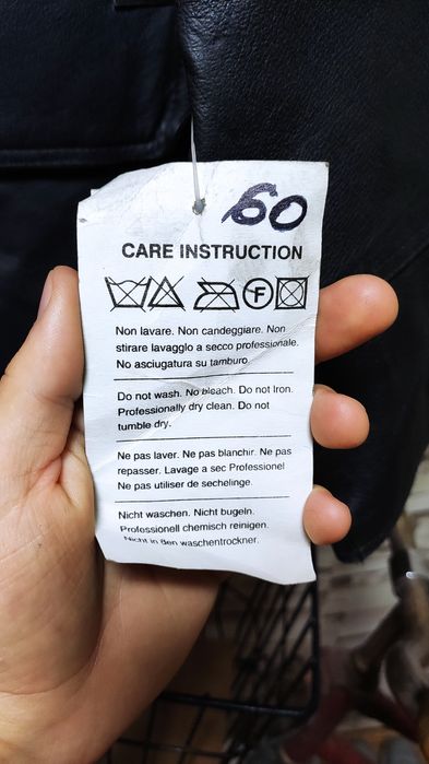 Кожаная куртка Hugo Boss НОВАЯ