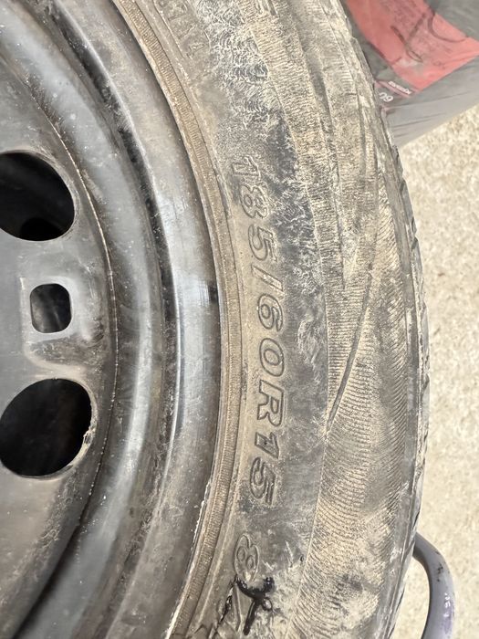 Продам шины с дисками 185/60 R15