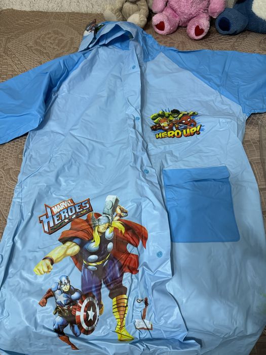 Дождевик на мальчиков , подходит  от 4 до 8 лет