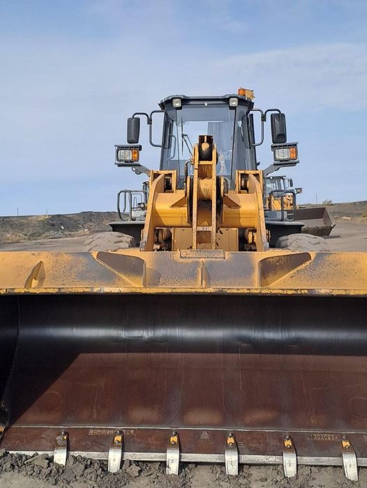 Услуги Погрузчиков,  Бульдозер!