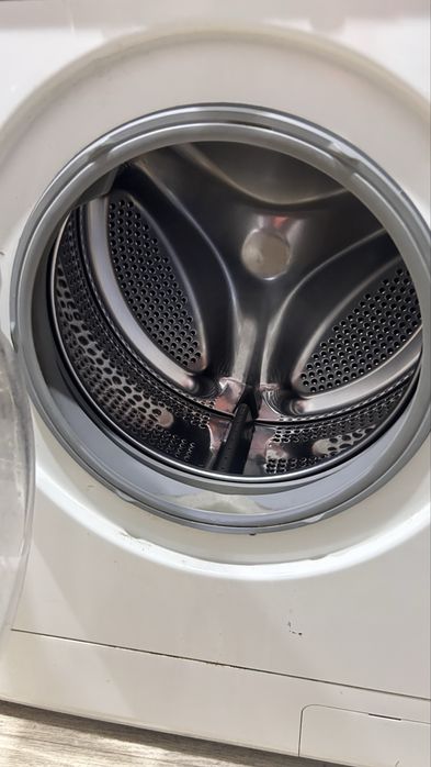 Продам стиральную машину