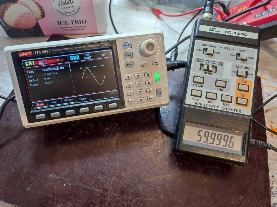 Продава се портативен честотомер за ремонт на мобилни телефони и др.