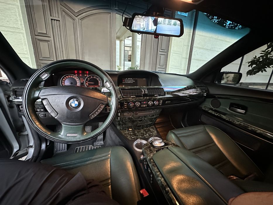 BMW 735i e65 kuzov