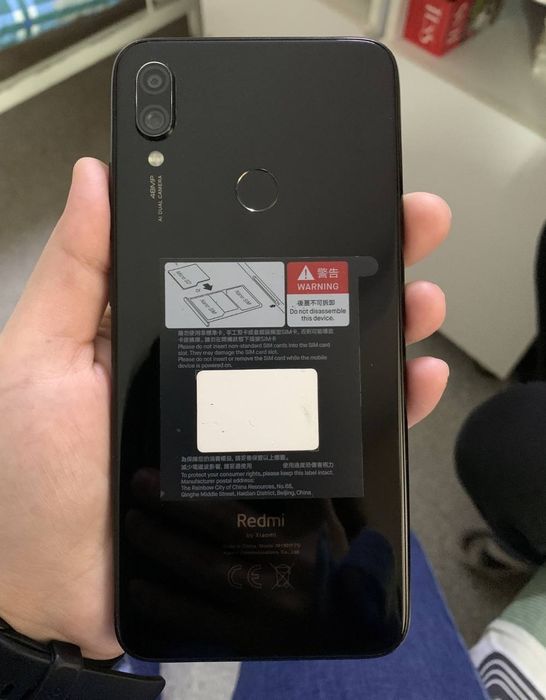 Redmi sotiladi ayb yoq