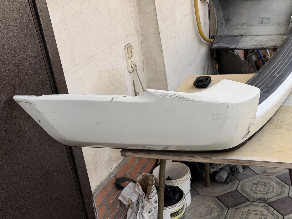 Продам бампер задний land rover