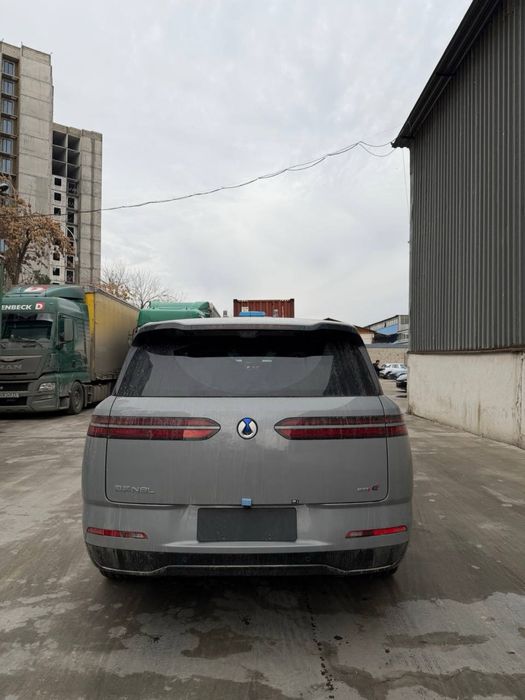 BYD Denza N8L E3 Flagship 2025 .