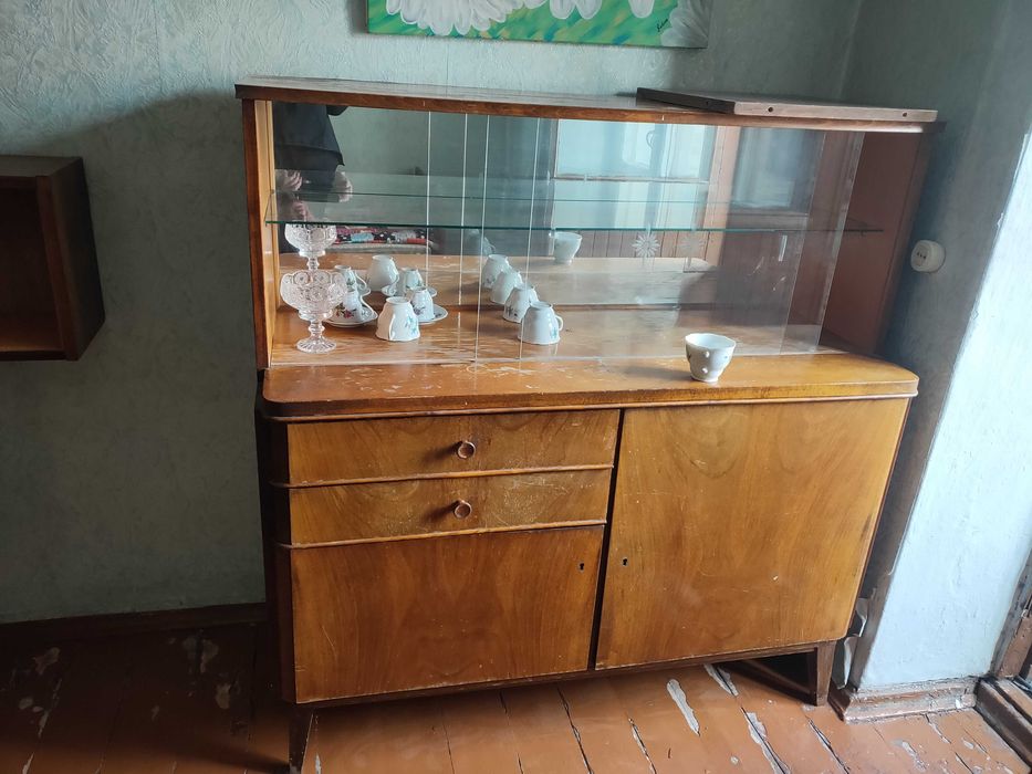 Тумбы комоды шкаф