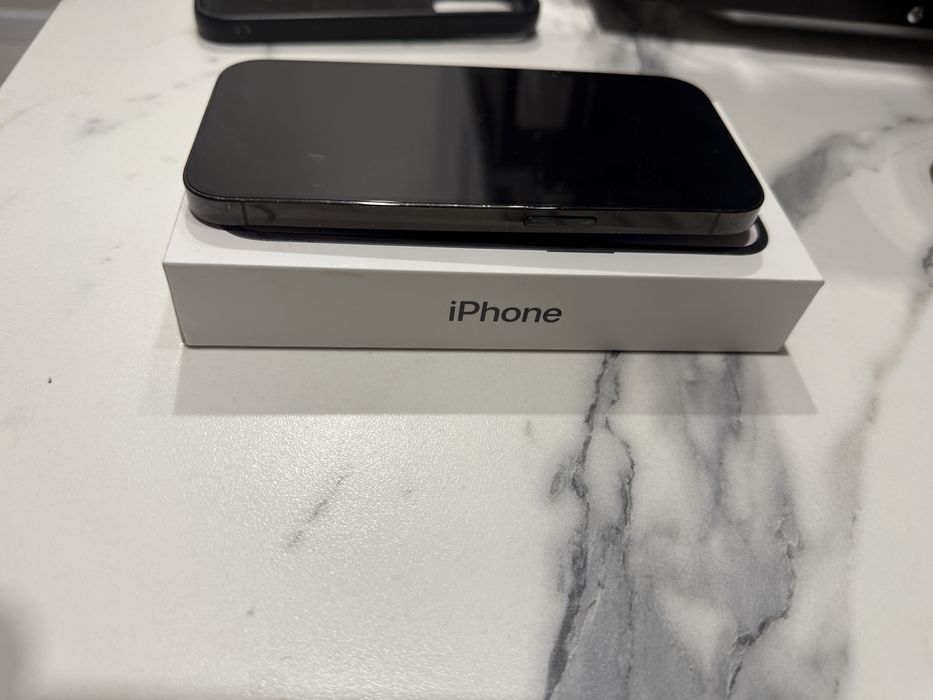Продам Iphone 14 pro
