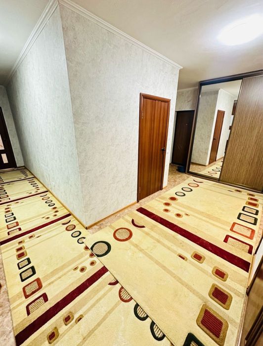 Кілем 25000 теңге дарошка 20.000 теңге