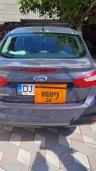 Vînd Ford focus mk3