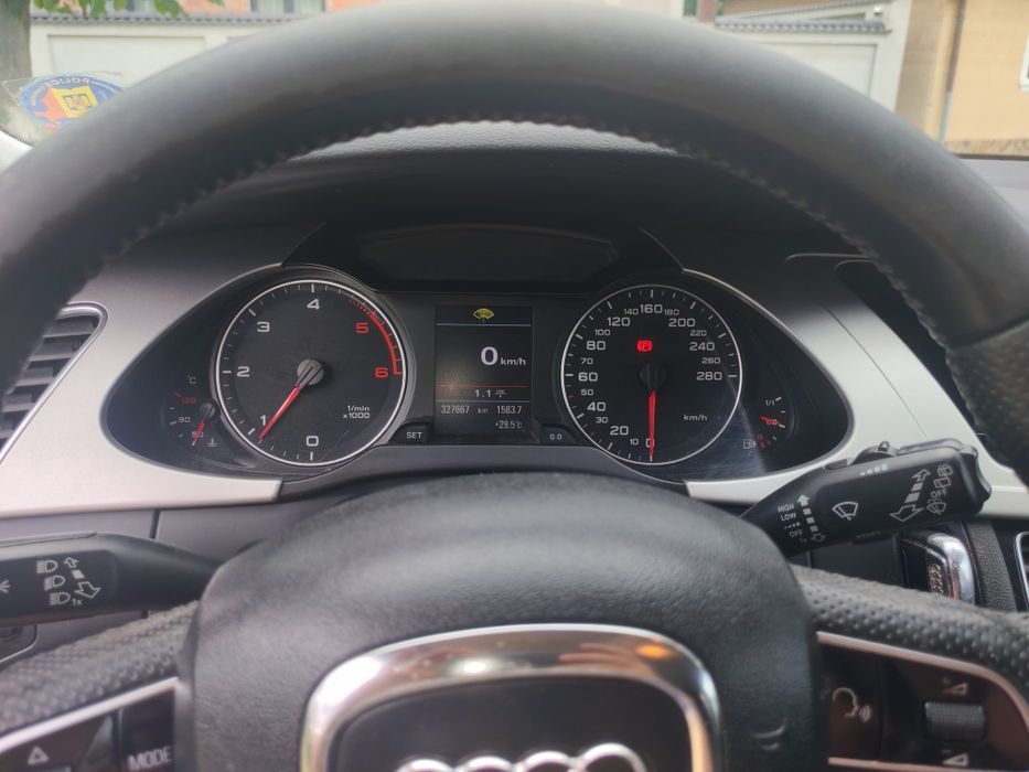 Vând Audi A4 B8.