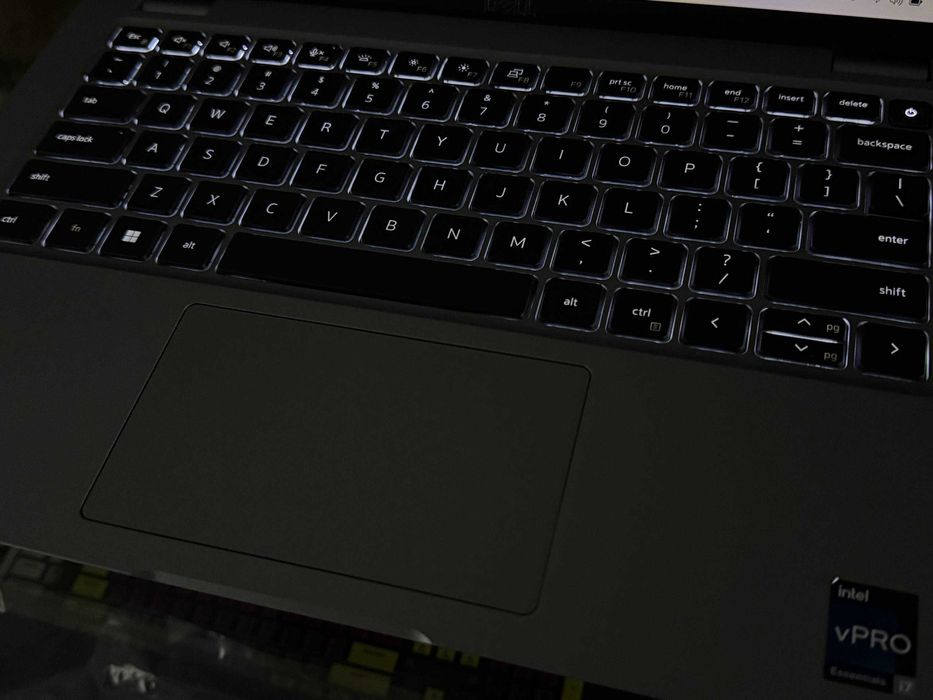 DELL Latitude 5440 Core i7-1370P RAM 16 Gb DDR5 5200 ssd 512