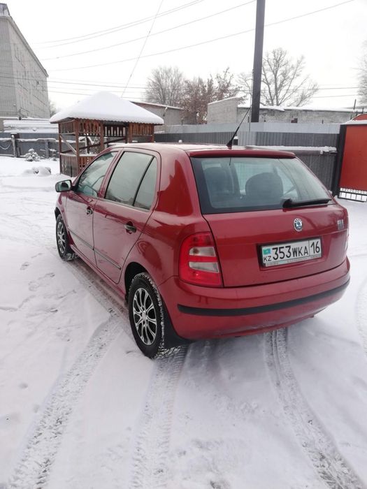 Продам машину Шкода фабия