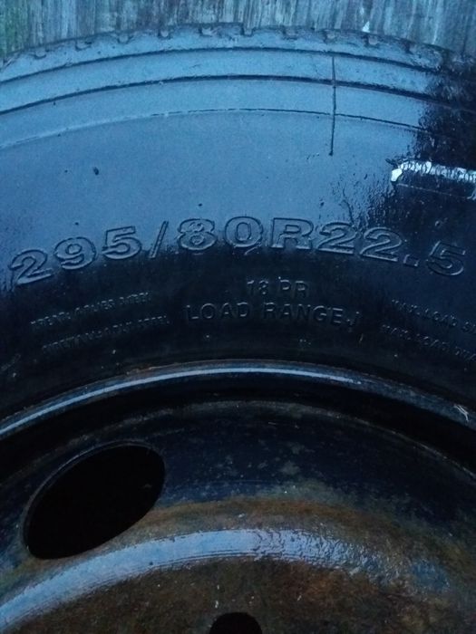 продам запаску на фуру