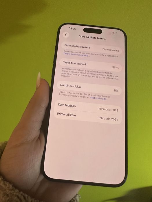 Vând iPhone 16 Pro Max 256 GB - ca nou, baterie 95%,liber de retea