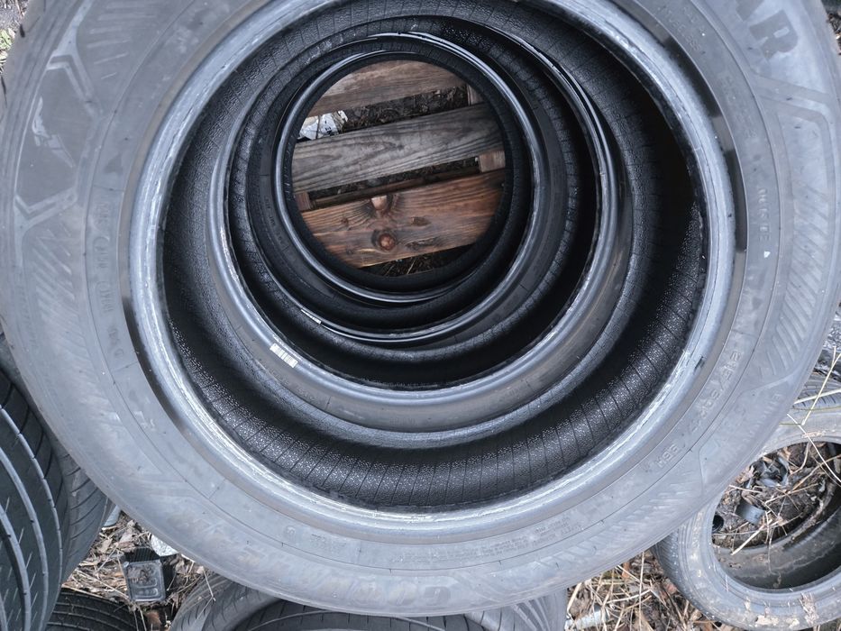 4бр. 215 60 17 Goodyear летни.