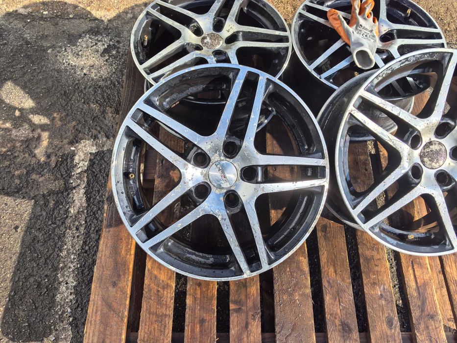 16 цола 5 х 112 мм Фолксваген / Ауди / Мерцедес / Шкода - 7 Инча/ ЕТ35