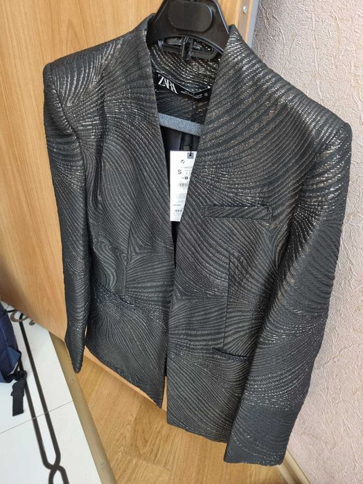 Пиджак Zara, новый