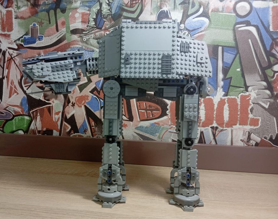 Продам Lego Шагоход оригинал