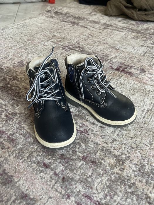 Детски маратонки и боти