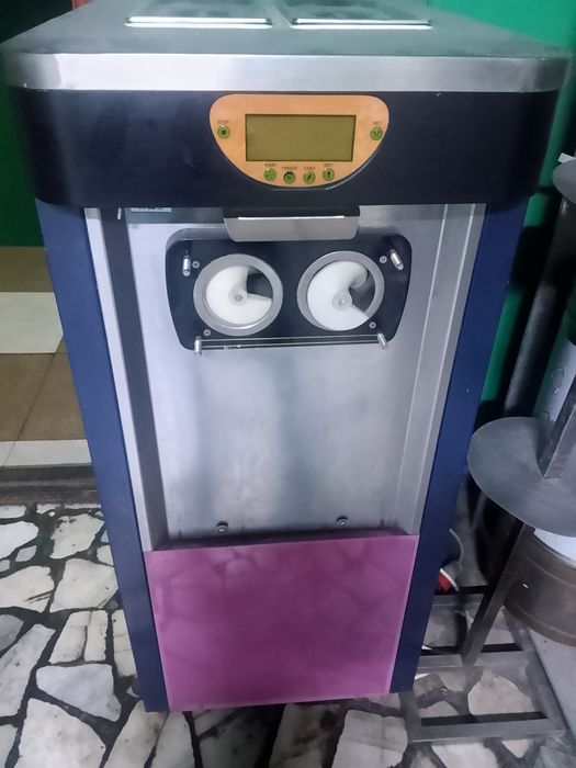 Морожно аппарат почти новый