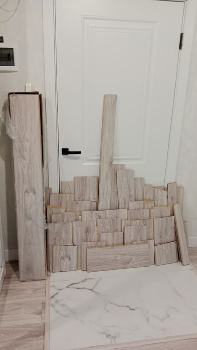 Ламинат и плинтус за полтора тыс.тг.