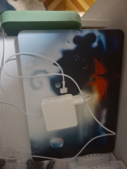MacBook 13, A 1466, 2017 на запчасти