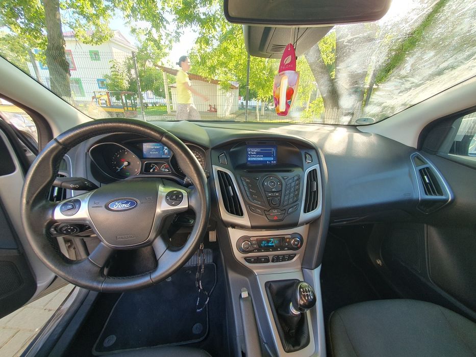 Vând Ford Focus 1.6 TDCi