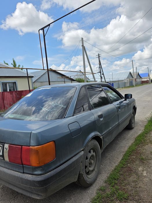 Продам Ауди 80 б3